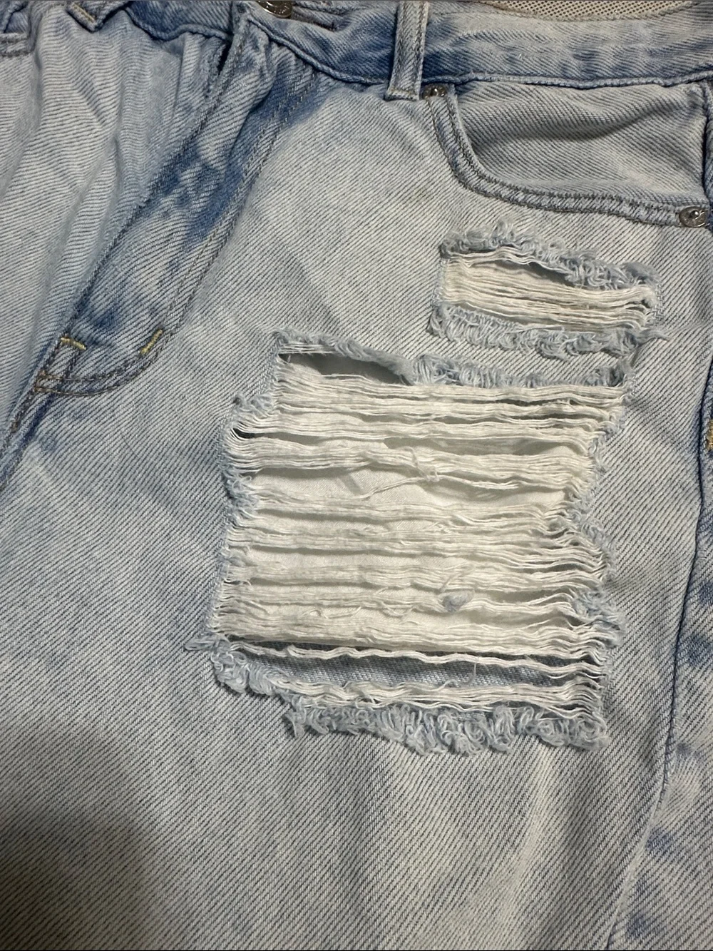American Eagle Light Blue Distressed Denim Women’s Shorts